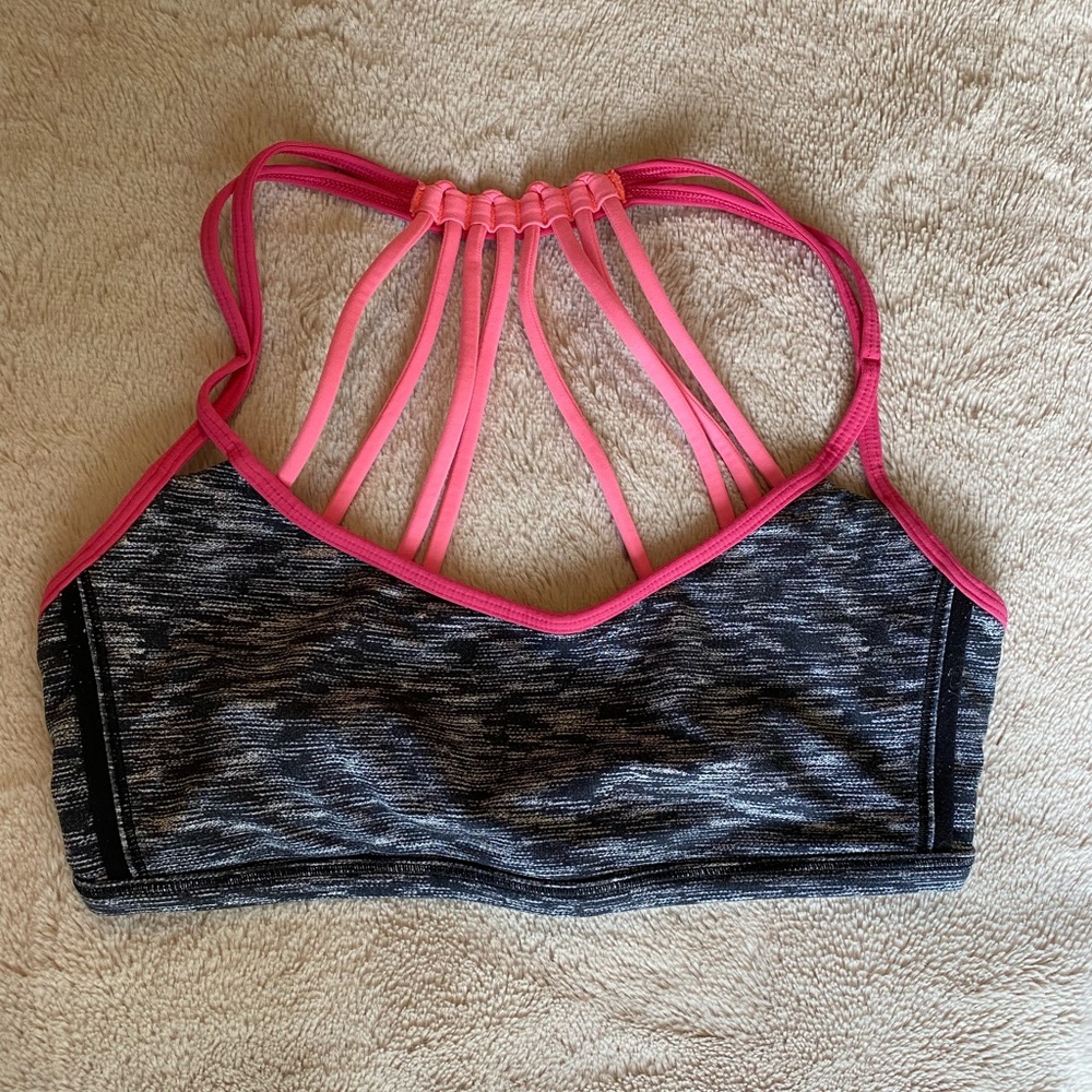 lululemon sports bra
